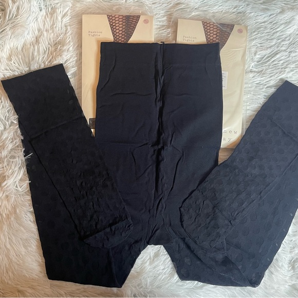 NWT* 1X/2X Women’s Sheer Reverse Dot Tights- A New Day Black 2pk 2 pairs - Picture 5 of 7